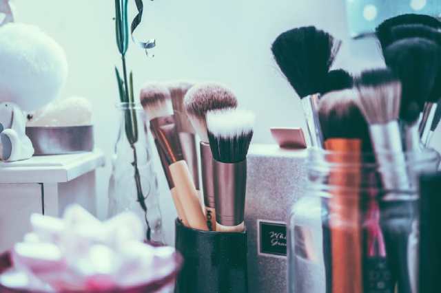 Cosmetic & Makeup